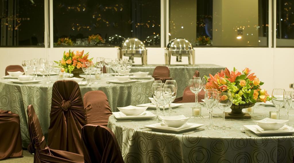 Tryp By Wyndham San Jose Sabana Hotell Eksteriør bilde