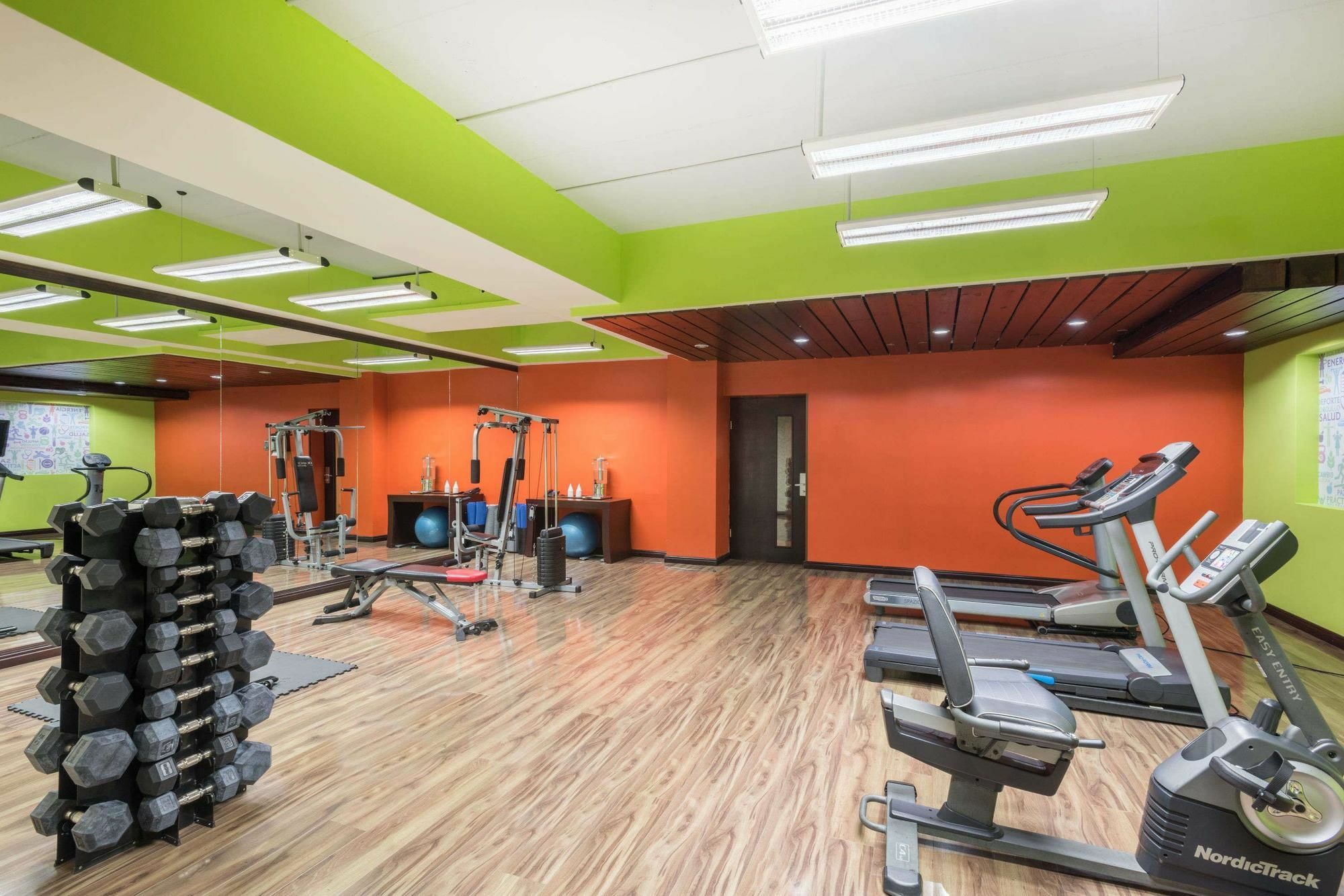 Tryp By Wyndham San Jose Sabana Hotell Eksteriør bilde